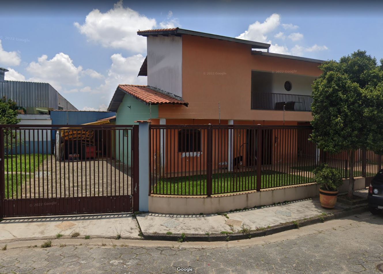 Casas à venda na Rua Monte Belo em Blumenau, SC - ZAP Imóveis