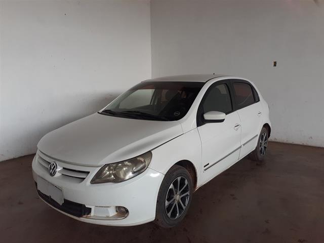 CHEVROLET - CORSA - 2010/2011 - Branca - R$ 35.500,00 - Auto Mais Veículos