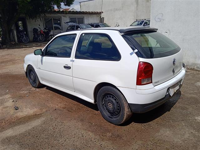 gol g4 branco 2 portas rebaixado