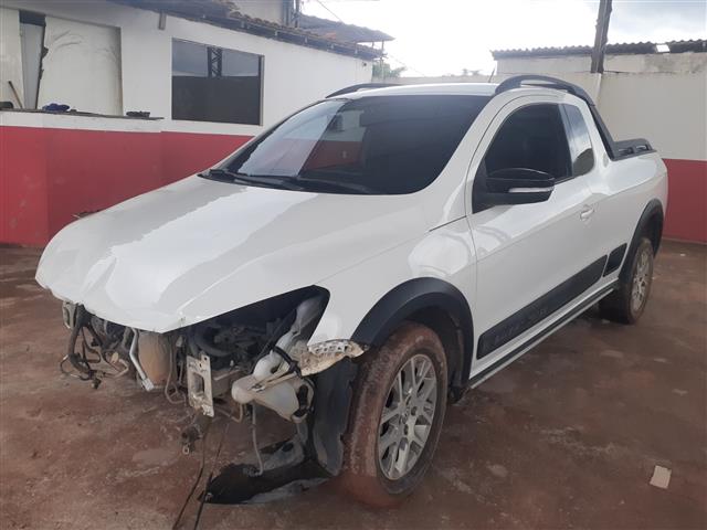 Volkswagen Saveiro Ce Cross 16 20132014 à venda